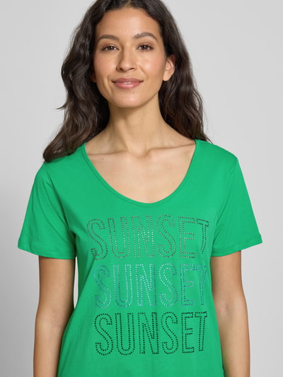 Milano Italy T-Shirt mit Strasssteinbesatz Gruen 3