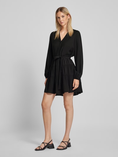 Vero Moda Figurumspielendes Freizeitkleid mit Ballonärmeln Modell 'JOSIE' Black 1