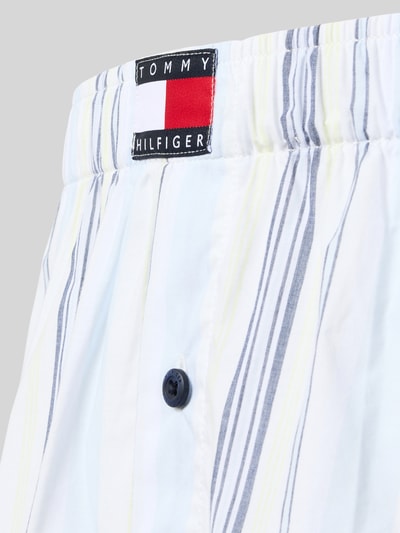 Produktfoto, Regular Fit Boxershorts aus reiner Baumwolle im 3er-Pack von Tommy Hilfiger, Mehrfarbig Optik, Logo-Detail am Bundabschluss, glatte Struktur