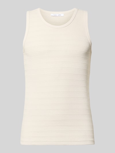 Produktfoto, Tanktop mit Strukturmuster Modell 'lars' von Samsøe Samsøe, Herren Tanktop aus Reine Baumwolle, Slim-Fit, Rundhalsausschnitt, Rückenlänge 68 cm Größe M, cremefarben mit feinen Querstreifen und leicht strukturierter Oberfläche.