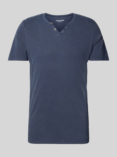 Jack & Jones T-shirt z dekoltem w serek model ‘SPLIT’ Ciemnoniebieski 2