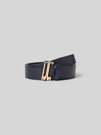 Produktfoto, Gürtel mit D-Ring-Verschluss von Victoria Beckham in Dunkelblau, Ziernähte, Label-Detail, metallic Verschluss, Breite 4 cm