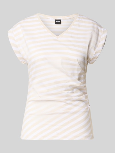 Produktfoto, Slim Fit T-Shirt aus reiner Baumwolle Modell 'EVKA' von BOSS in Creme-Weiß mit feiner Streifenoptik, V-Ausschnitt, Kurzarm, fein strukturierte Raffung, fixierter Umschlag, glatte Textur