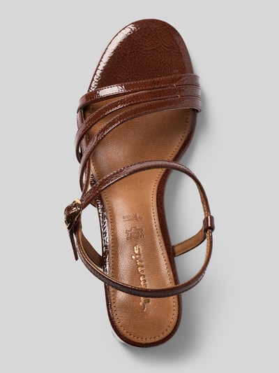 Produktfoto, Sandalette aus Leder-Textil-Mix von Tamaris in Braun mit strukturiertem Lackleder, abgerundeter Spitze, Blockabsatz und Dornschließe