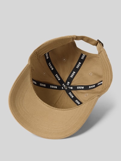 Produktfoto, Basecap aus reiner Baumwolle Modell 'ZED-BOSS-ME' von BOSS, feine Webstruktur, Label-Applikation, verstellbarer Riegel, braun