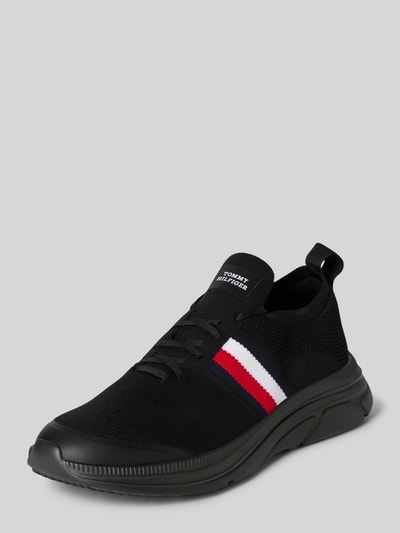 Tommy Hilfiger Sneakersy z detalem z logo model ‘MODERN’ Czarny 1