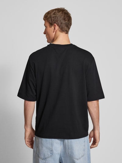 REVIEW Oversized T-Shirt mit Label-Print Black 5