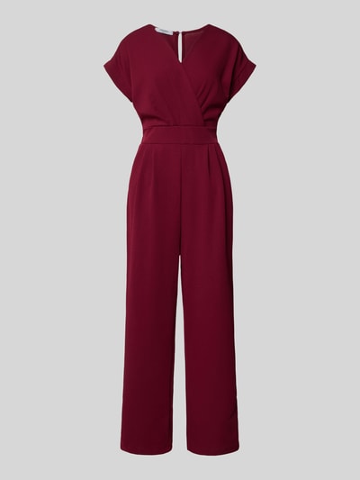 Produktfoto, bordowy kombinezon z wpuszczanymi kieszeniami Jumpsuit mit Eingrifftaschen Modell 'Ko44a' od ZABAIONE, mieszanka materiałów z dodatkiem streczu, krój regular fit, dekolt w serek, całkowita długość 140 cm, długość wewnętrzna nogawki 70 cm, szerokość klatki piersiowej 41 cm, długość tyłu 36 cm, długość rękawów 9 cm w rozmiarze S.