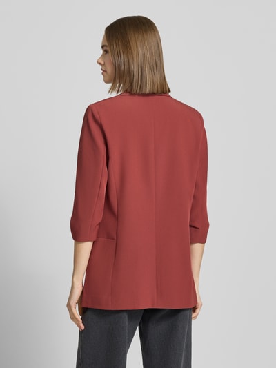 Frauenmodel trägt Regular Fit Longblazer mit 3/4-Ärmeln Modell 'ELLY' von Only in Melange-Optik, Rückansicht, Nahaufnahme Oberkörper.