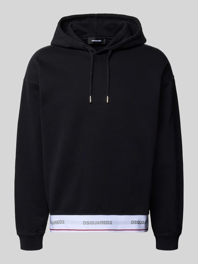 Produktfoto, Relaxed Fit Hoodie aus reiner Baumwolle mit elastischem Bund von Dsquared2, schwarzer Stoff, weiße elastische Bundkante mit Logo, Kapuze mit Tunnelzug, langärmliges Design, strukturierte Oberfläche, Herren Hoodie Ready to Wear.