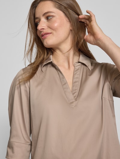 comma Knielanges Kleid mit V-Ausschnitt Taupe 3