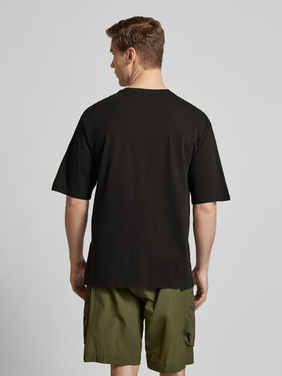 Levi's® Oversized T-Shirt mit Brusttasche Black 5