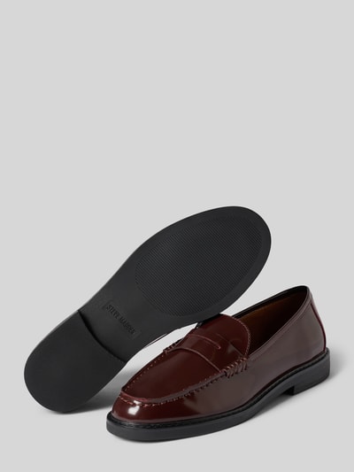 Productfoto, Loafer met Schachtbrug model 'Adison' van Steve Madden, afgerond model, gladde zool, siernaad, hakhoogte 3 cm, schachthoogte 6 cm, schachtbreedte 12 cm