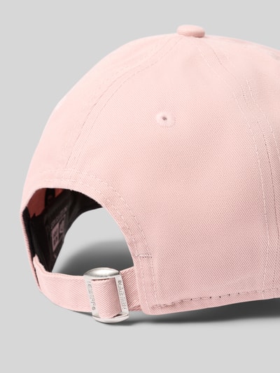 Produktfoto, Basecap mit Stitchings von New Era in Hellrosa aus Reine Baumwolle mit verstärktem Schirm, Größenverstellbar, Damen Accessoire