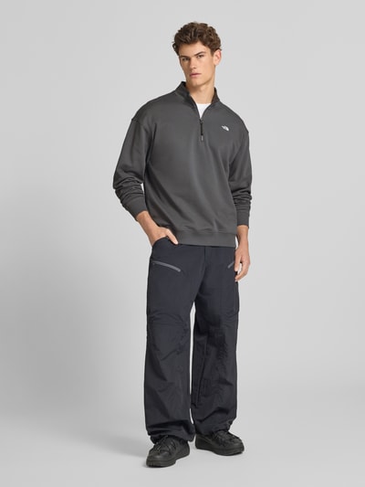The North Face relaxed fit sweatshirt met opstaande kraag en ritssluiting Antraciet - 1