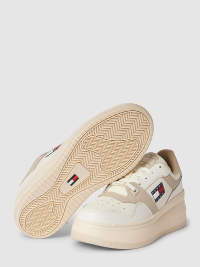 Tommy Jeans Sneakersy na platformie z nadrukiem z logo model ‘RETRO BASKET’ Beżowy 5