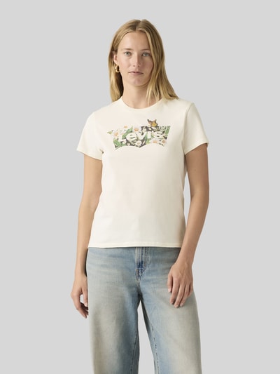 Levi's® Koszulka z nadrukiem logo, krój regular fit Écru 4