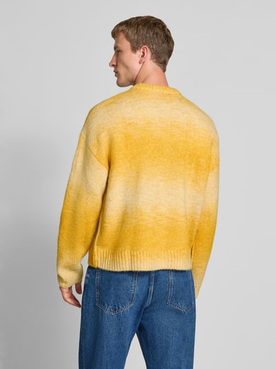 REVIEW Gebreide pullover met labelstitching Mosterdgeel - 5