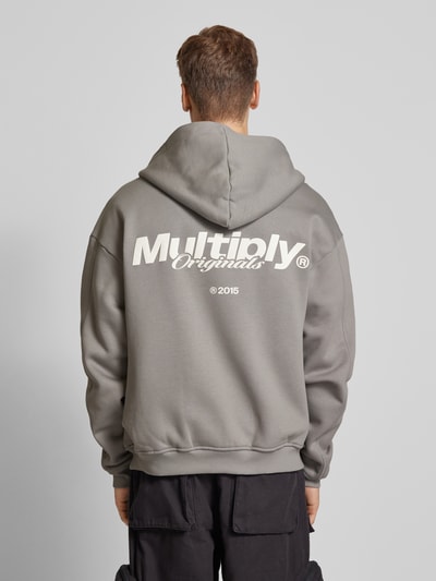 Multiply Apparel Oversized Sweatjacke mit Label-Print Mittelgrau 5