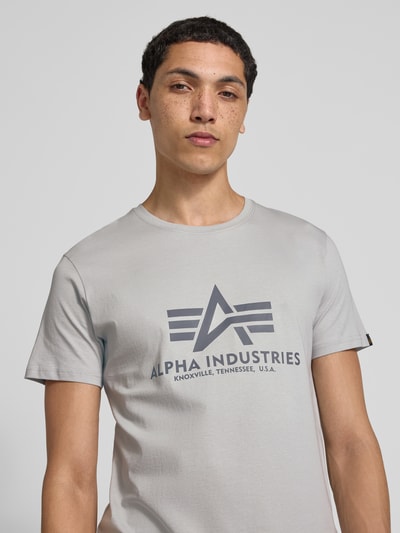 Alpha Industries T-Shirt mit Label-Print Hellgrau 3