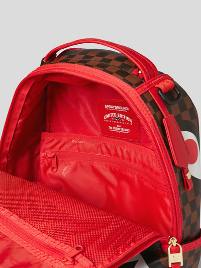Sprayground Rucksack mit Allover-Muster Modell 'RED SHARKS IN PARIS' Mittelbraun 10