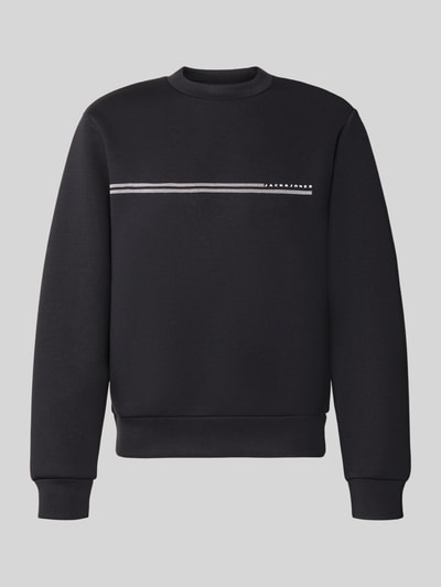 Produktfoto, czarna bluza Relaxed Fit Sweatshirt mit Viskose-Anteil Model 'Fusion' od JACK & JONES, Mieszanka materiałów z dodatkiem wiskozy, nadruk z logo, krój z długim rękawem, elastyczne wykończenia, długość tyłu w rozmiarze M: 66 cm, długość rękawów: 66 cm