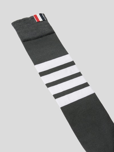 Thom Browne Socken mit Label-Print Dunkelgrau 2