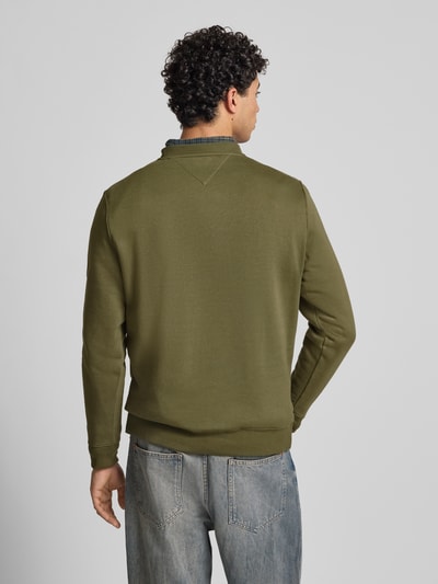 Tommy Jeans Regular Fit Sweatshirt aus Baumwoll-Mix  Oliv 5