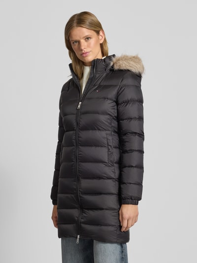 Tommy Jeans Płaszcz puchowy o kroju regular fit z wypełnieniem kaczym puchem Czarny 4