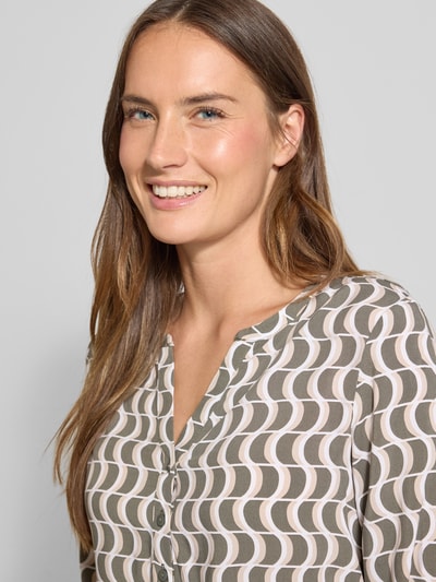 Christian Berg Woman Regular Fit Bluse aus Viskose mit V-Ausschnitt Oliv 3