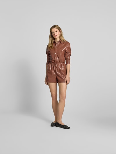 Nanushka Jacke in Leder-Optik Mittelbraun 1