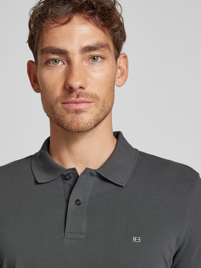 Christian Berg Men Poloshirt mit Label-Stitching Anthrazit 3