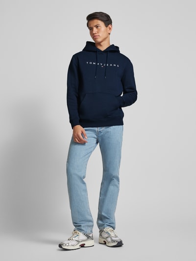 Tommy Jeans Hoodie mit Label-Stitching Marine 1