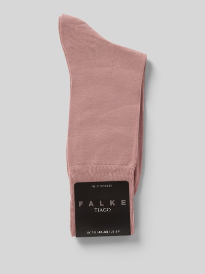 Produktfoto, Socken aus Baumwoll-Mix Modell 'Tiago' von Falke in Rosé mit elastischen Bündchen und Label-Detail, strukturierte Oberfläche