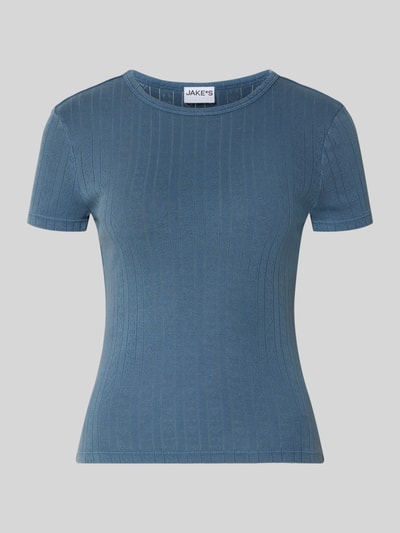 Produktfoto, T-Shirt in Pointelle-Strick mit Rundhalsausschnitt von Jake*s Casual, blaue Farbe, reine Baumwolle, Körpernaher-Schnitt, Pointelle-Muster, Rückenlänge bei Größe S 51 cm.