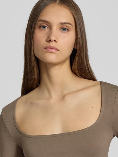 Gina Tricot Longsleeve mit Rundhalsausschnitt Taupe 3