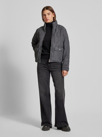 Vero Moda Boxy Fit Steppjacke mit Stehkragen Modell 'LEA' Anthrazit 1