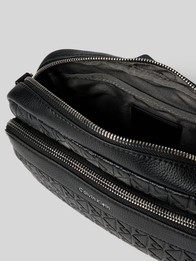 CK Calvin Klein Crossbody Bag mit Logo-Applikation Modell 'Camera' Black 5