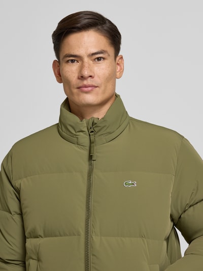 Lacoste Regular fit donsjack met opstaande kraag en geïntegreerde capuchon Olijfgroen - 3