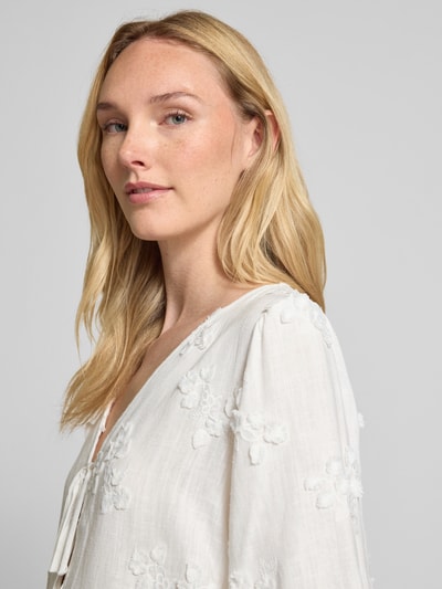 Apricot Regular Fit Bluse mit floraler Stickerei Offwhite 3
