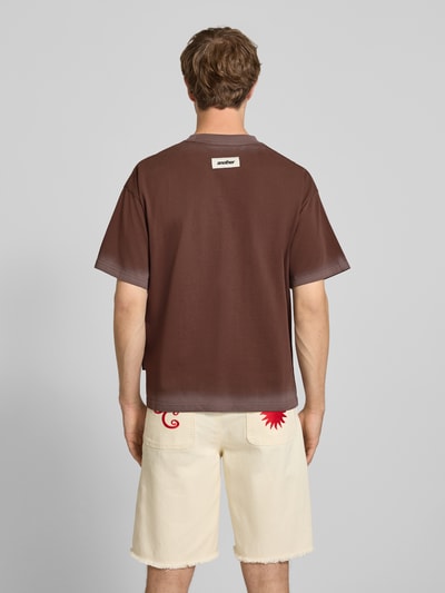 ANOTHER COTTON LAB T-shirt z Wyhaftowane logo i Okrągły dekolt Ciemnobrązowy 5