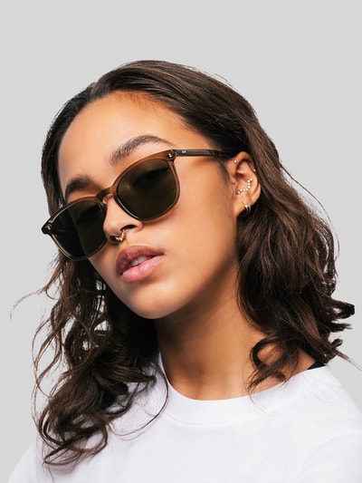 MessyWeekend Sonnenbrille Modell 'SEAN' Gruen 1