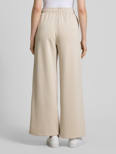 mbyM Wide leg stoffen broek met steekzakken, model 'Asaka' Taupe - 5