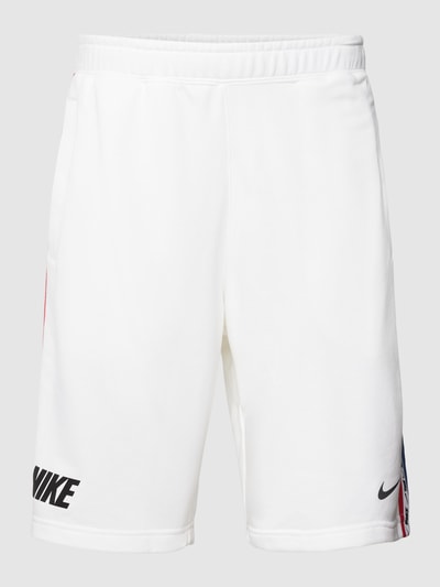 Nike Sweatshorts mit Galonstreifen Weiss 2