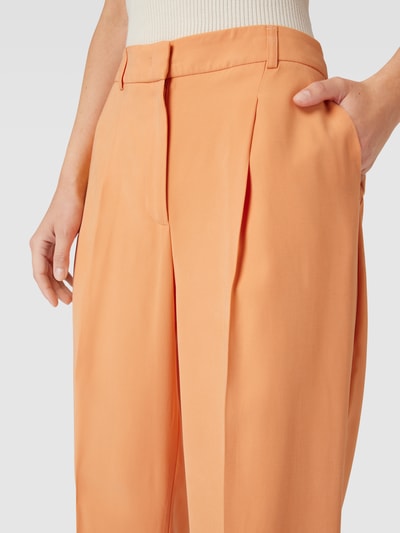 Christian Berg Woman Selection Stoffhose aus Viskose-Mix mit Bügelfalten Apricot 3