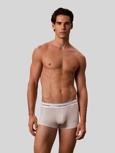 Calvin Klein Underwear Trunks aus Baumwoll-Mix im 3er-Pack Modell 'LOW RISE TRUNK 3PK' Mittelgrau 4