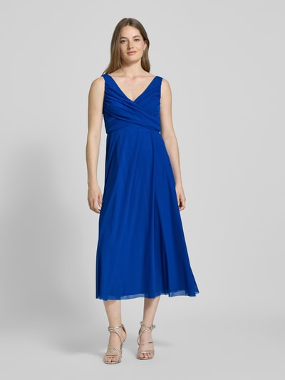 Christian Berg Cocktail Cocktailkleid mit V-Ausschnitt Royal 4