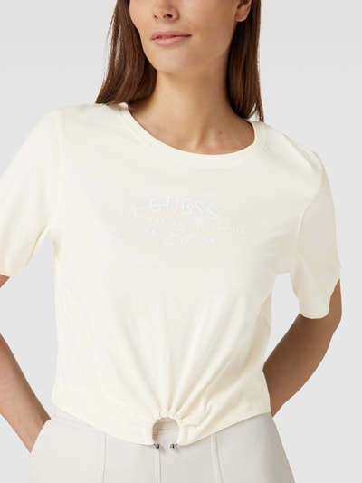 Guess Cropped T-Shirt mit Logo-Stitching Modell 'PIERCING' Offwhite 3