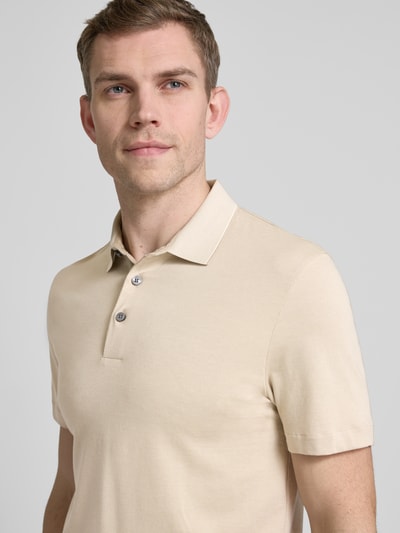 BOSS Slim fit poloshirt met labeldetail, model 'Pitton' Beige - 3