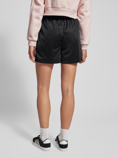 adidas Originals Loose Fit Shorts mit elastischem Bund Black 5